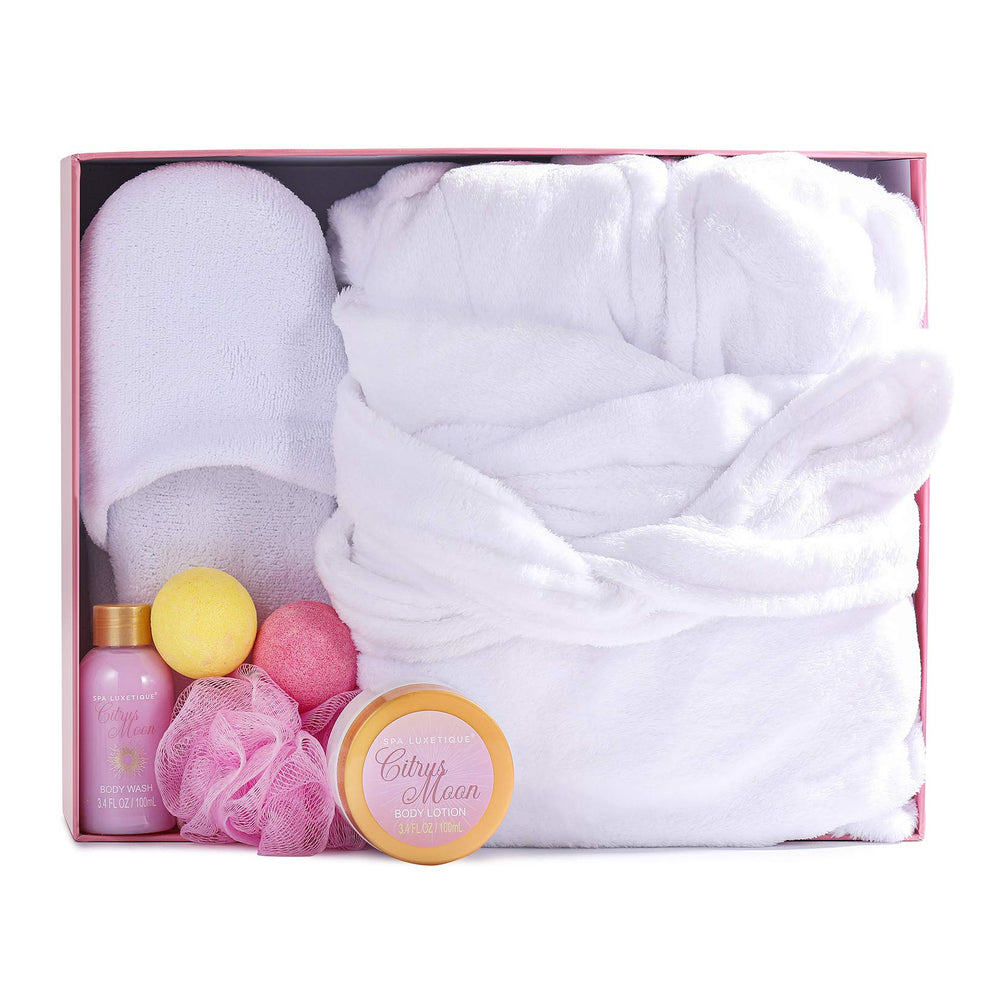 Zapatillas Spa Luxetique con suelas antideslizantes para uso interior cómodo.