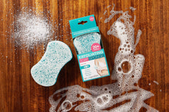 Spongeables espuma cremosa al usar, ideal para rutina de baño rápida.