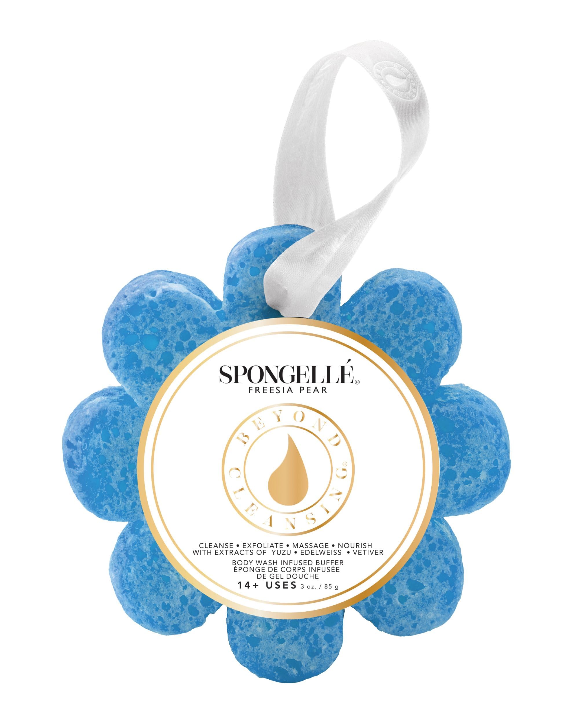 SPONGELLÉ Exfoliante corporal Fresia Pera en empaque, ideal para viaje y regalo.
