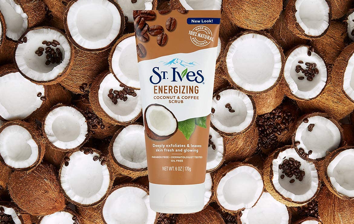 St. Ives Coco Café exfoliante aroma energizante en cada uso.
