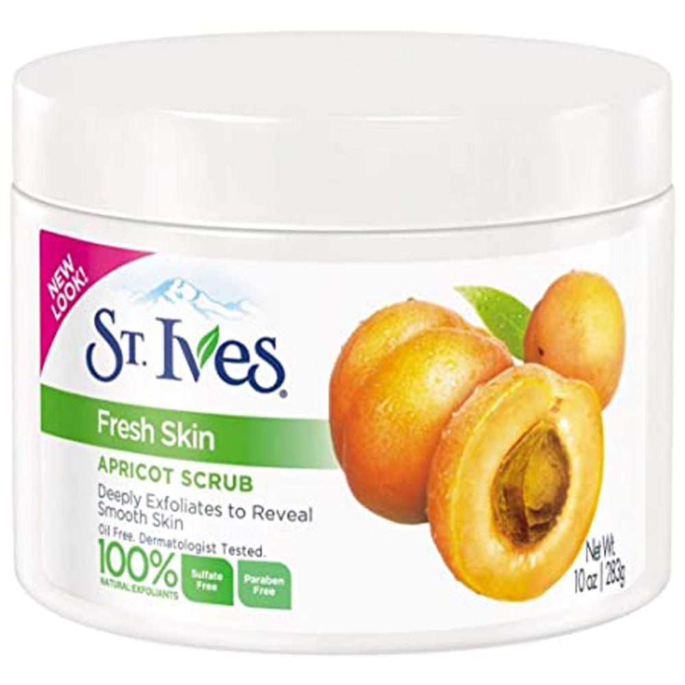 St. Ives gommage abricot texture granuleuse montrant une exfoliation efficace.