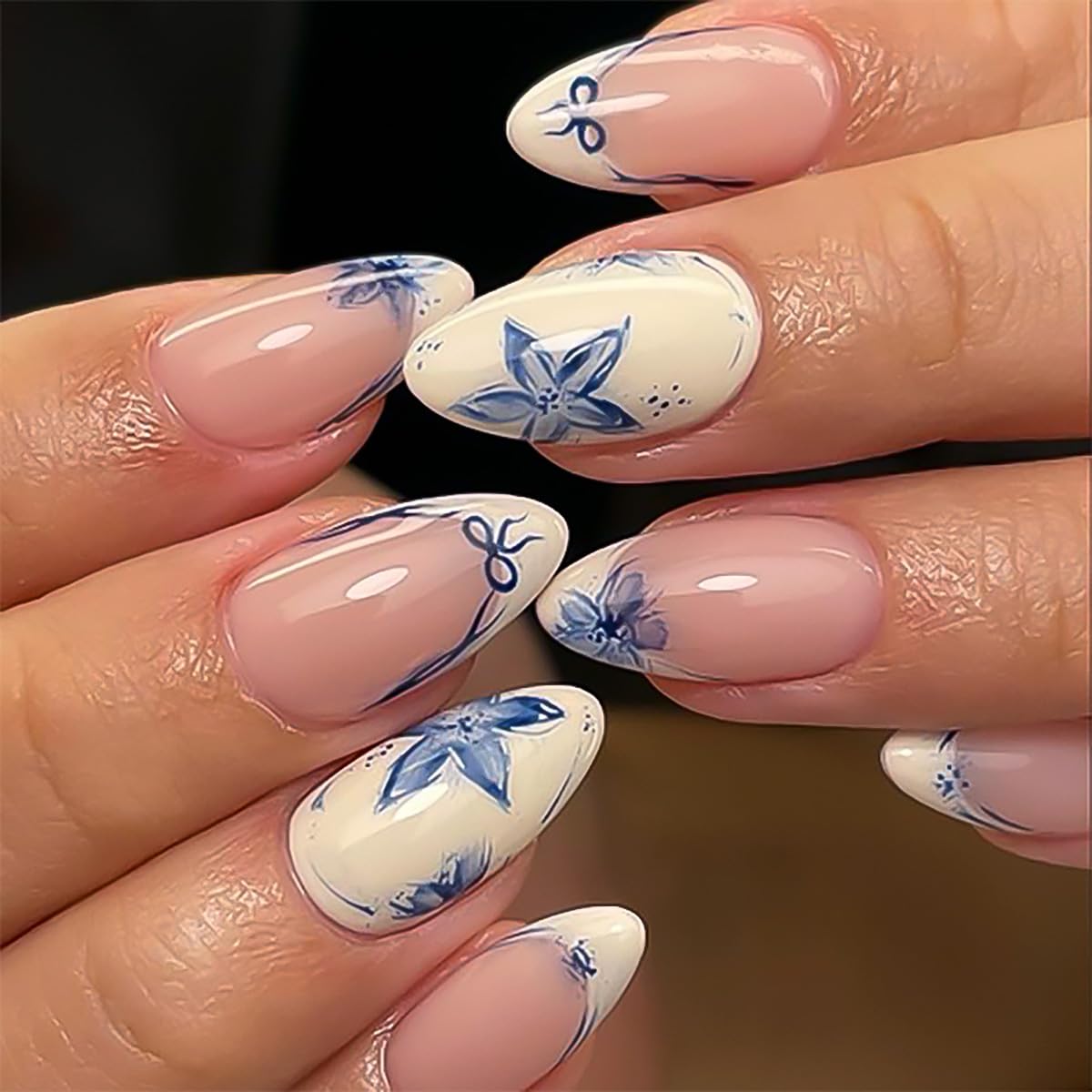 Stbisen Uñas postizas en forma almendra nude para un acabado elegante y duradero.