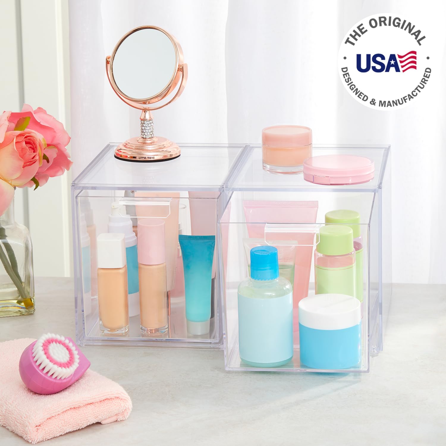 Uso en baño para almacenamiento eficiente con bandejas transparentes STORi Audrey