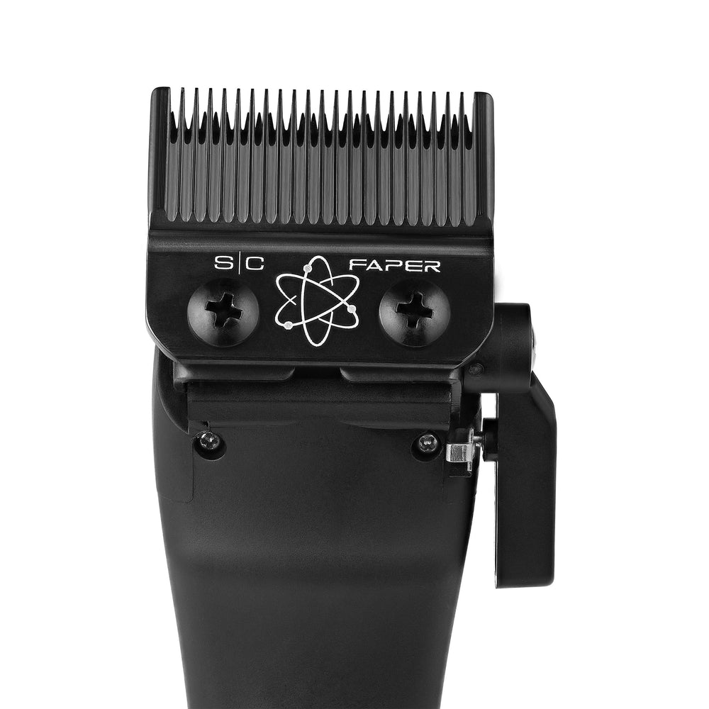 Stylecraft Instinct Metal Edition – poignée ergonomique et design robuste pour la prise en main.