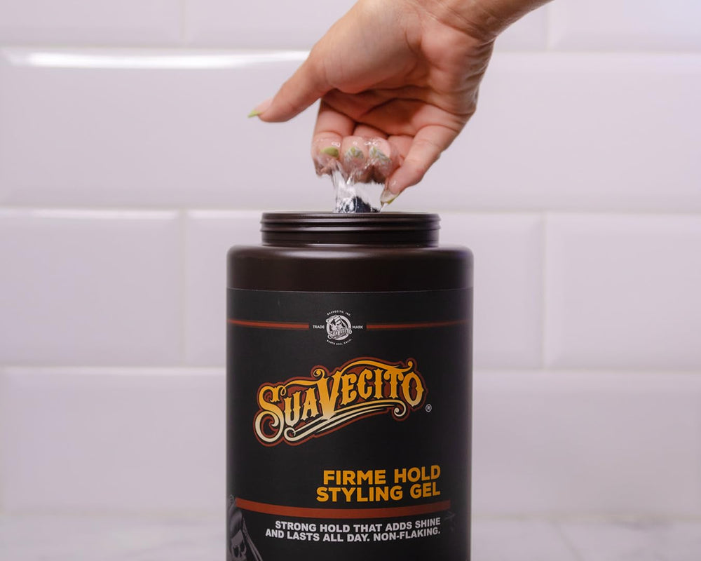 Suavecito Firme, embalaje original del gel, ideal para estilos con acabado brillante.