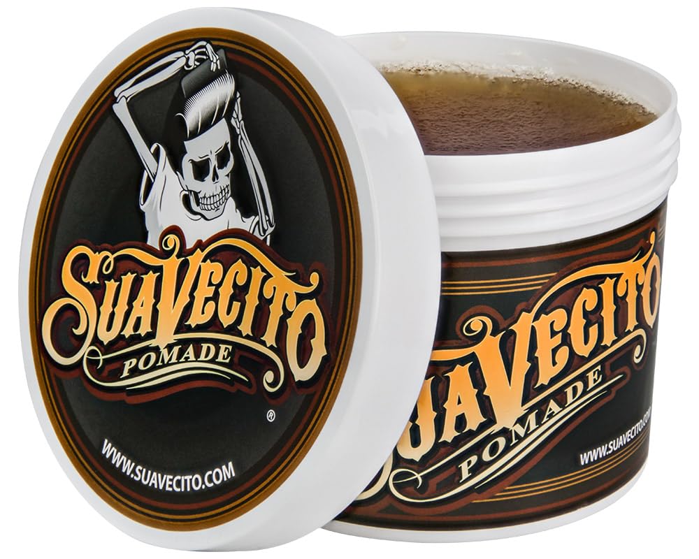 Aplicación suave y rápida con Suavecito Original Hold Pomade para mañanas ocupadas.