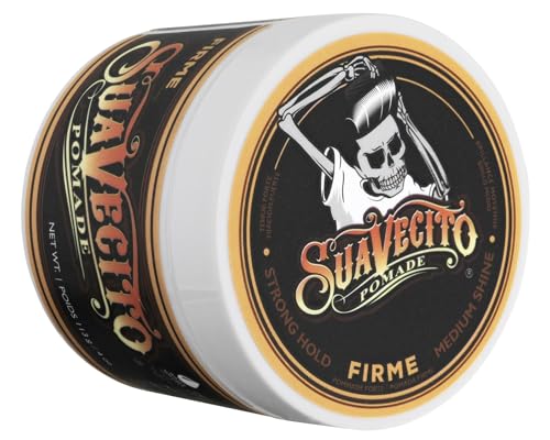 La pomada Suavecito Firme tiene textura cremosa para facilitar la aplicación.