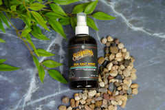 Textura natural en el cabello lograda con Suavecito.
