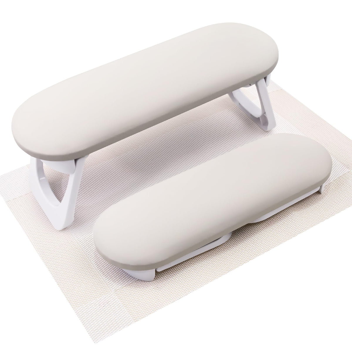 Subay reposabrazos para uñas, enfoque general, comodidad durante manicuras en salón o casa.