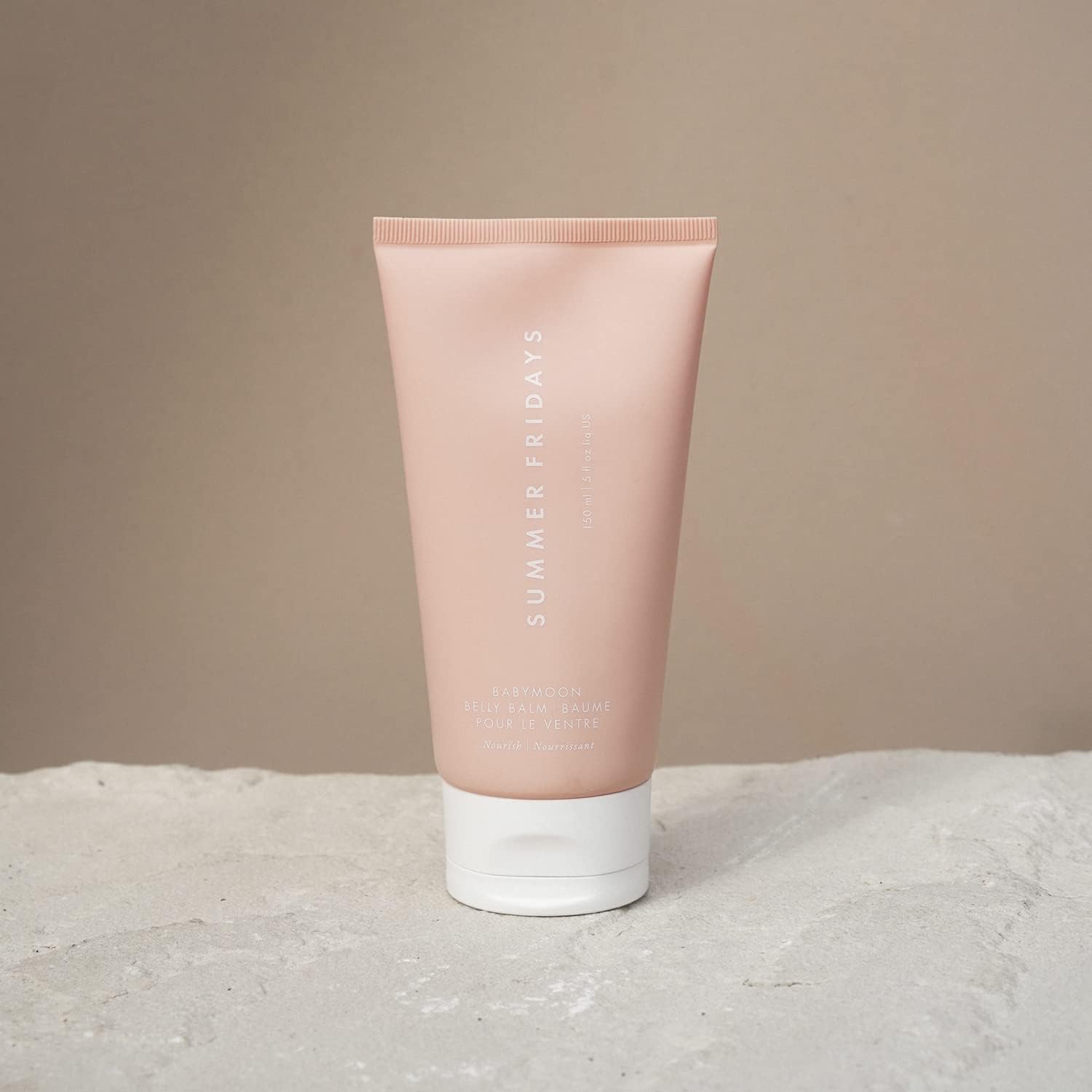 Textura cremosa de Babymoon Belly Balm para hidratación diaria