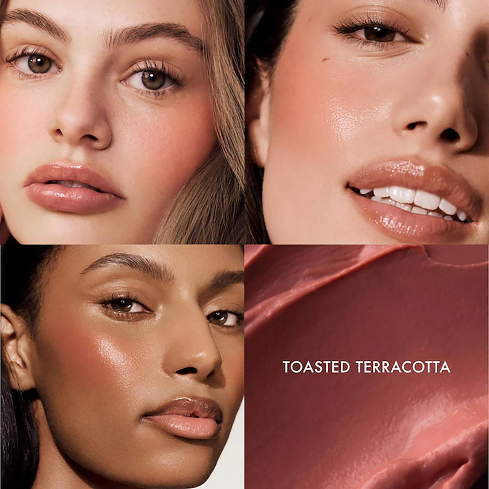 Ceramidas en Summer Fridays Blush Butter Balm fortalecen la barrera cutánea.