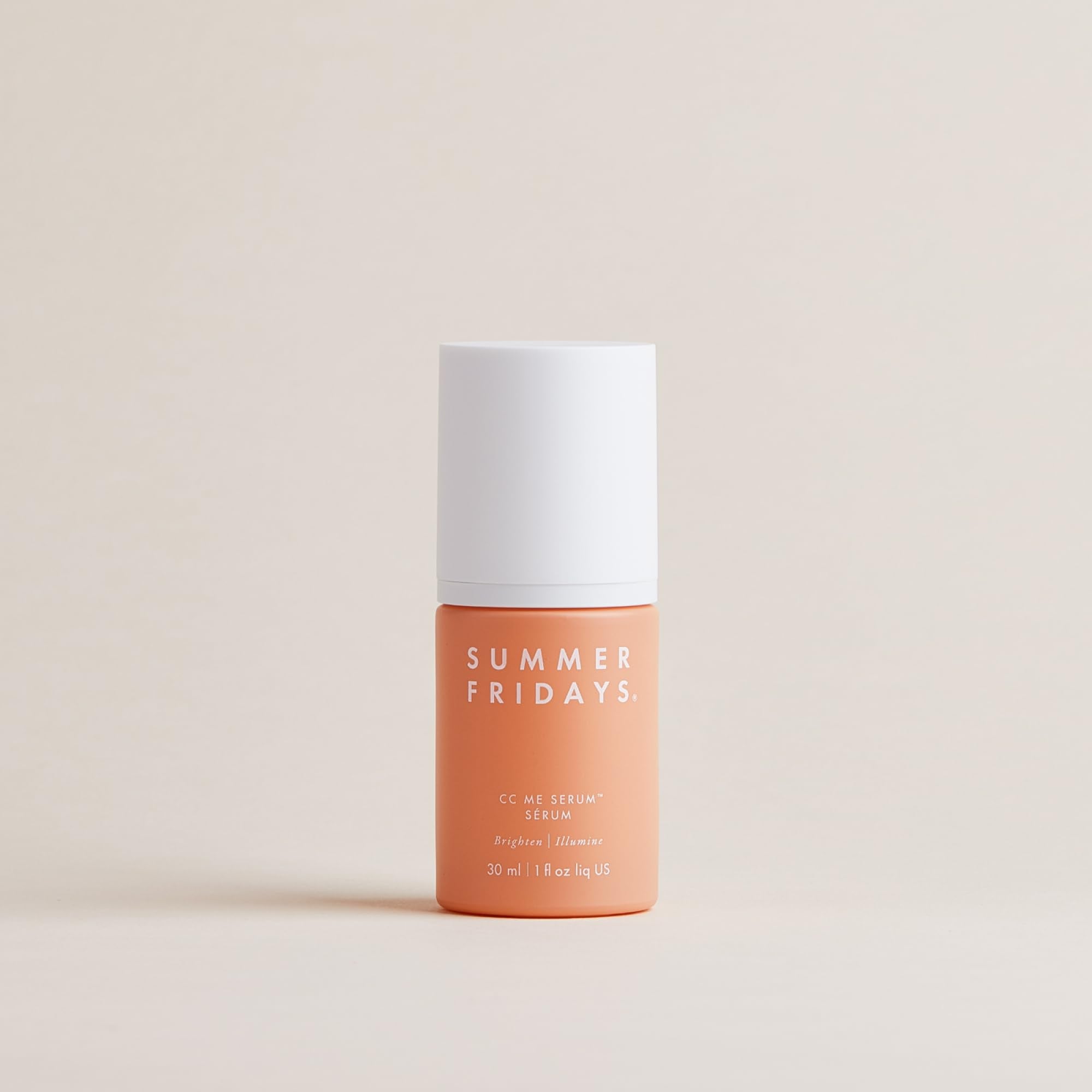 Etiqueta visible del CC Me Serum para identificar el producto fácilmente