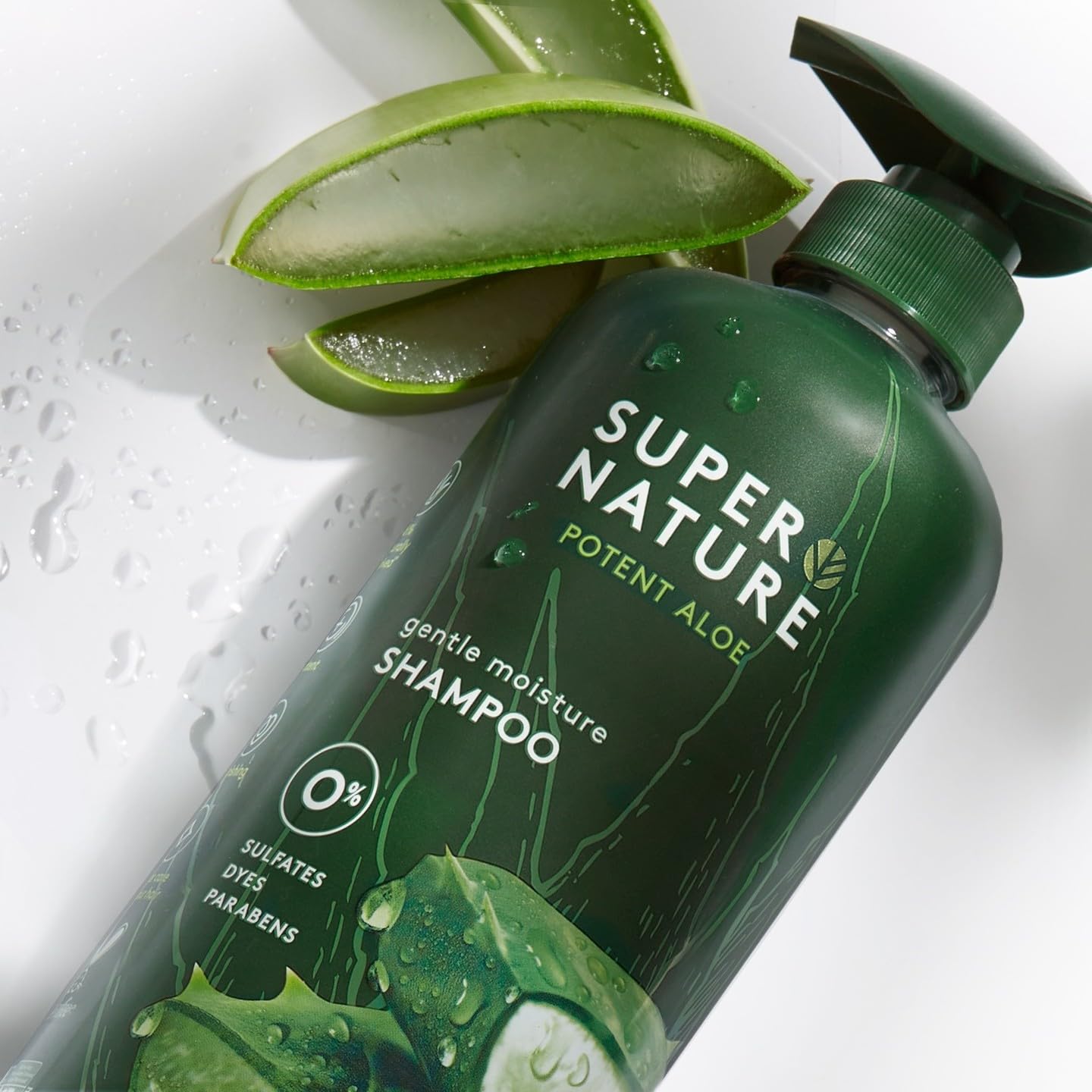 Regain de brillance capillaire après l’usage des produits Super Nature.