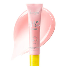 Glow Gloss SPF 40 de Supergoop en aplicacion para labios, hidratacion y brillo suave.