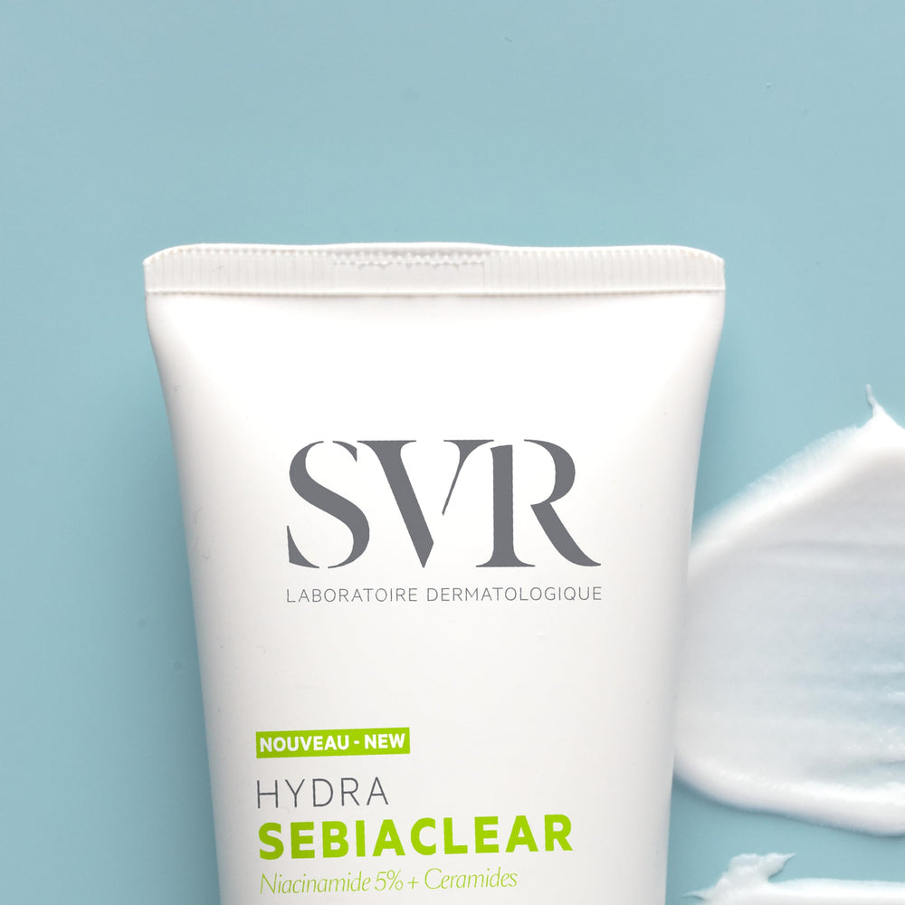 SVR Sebiaclear crema facial con niacinamida y ácido hialurónico para hidratación suave.