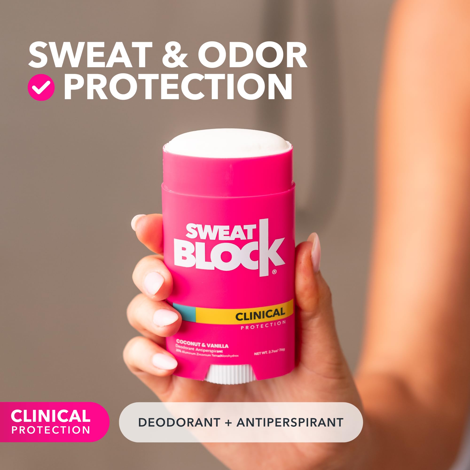 Aplicación nocturna de SweatBlock para mujer, mejora la eficacia y frescura al despertar.