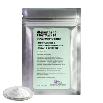 Panthenol de Talsen Chemicals en polvo con medidor para mezclas cosméticas precisas.