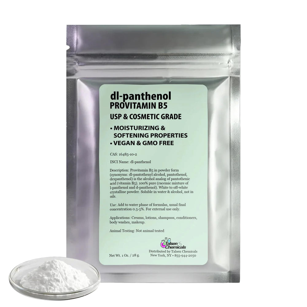 Panthenol de Talsen Chemicals en polvo con medidor para mezclas cosméticas precisas.