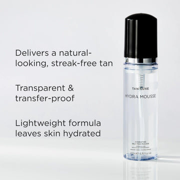 Tan-Luxe Hydra Mousse aplicación suave con guante y piel hidratada.