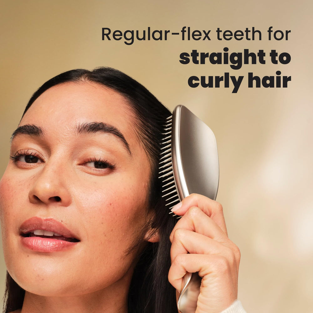 Tangle Teezer Chrome Detangler, mango ergonómico para un agarre cómodo