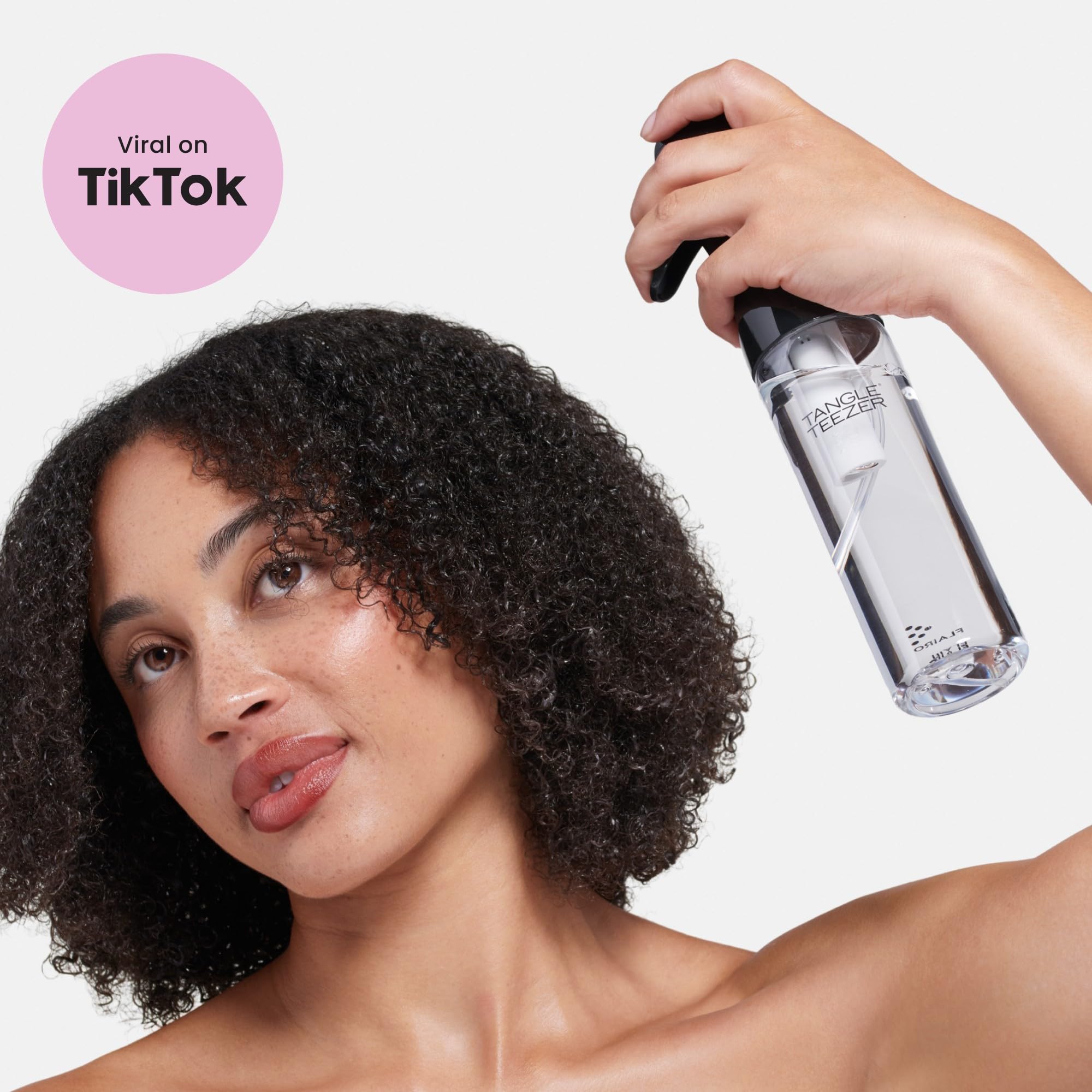 TANGLE TEEZER Complemento ideal para la rutina con tu cepillo desenredante.