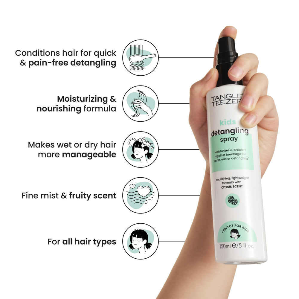 Aplicación del spray Tangle Teezer en cabello húmedo para desenredar sin tirones.
