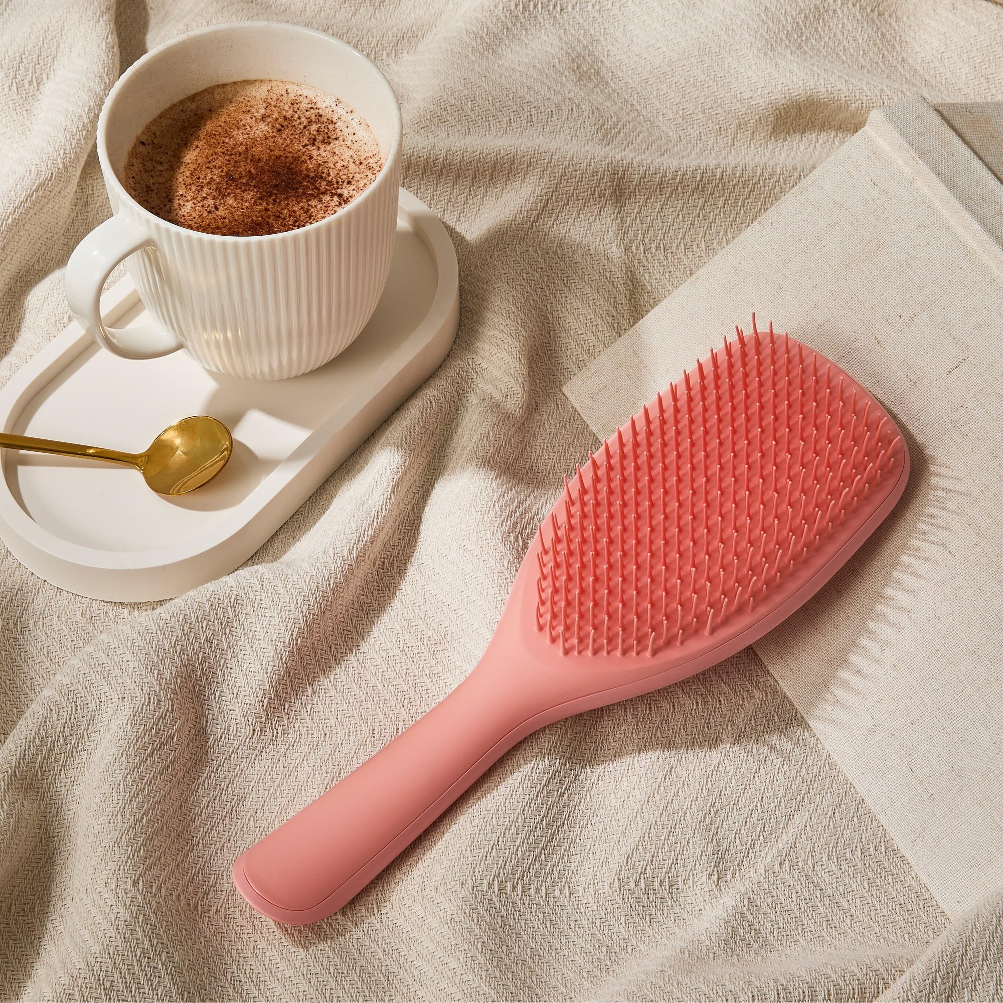 Tangle Teezer con empaque sostenible para una experiencia más consciente.