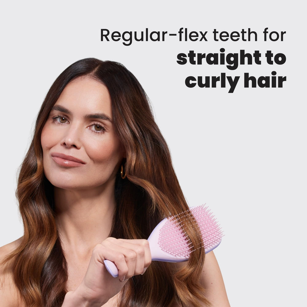 Tangle Teezer Ultimate Detangler distribuye productos de cuidado de forma uniforme.