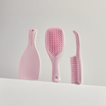Tangle Teezer Ultimate Detangler, perfecto para viajes, cómodo y práctico.