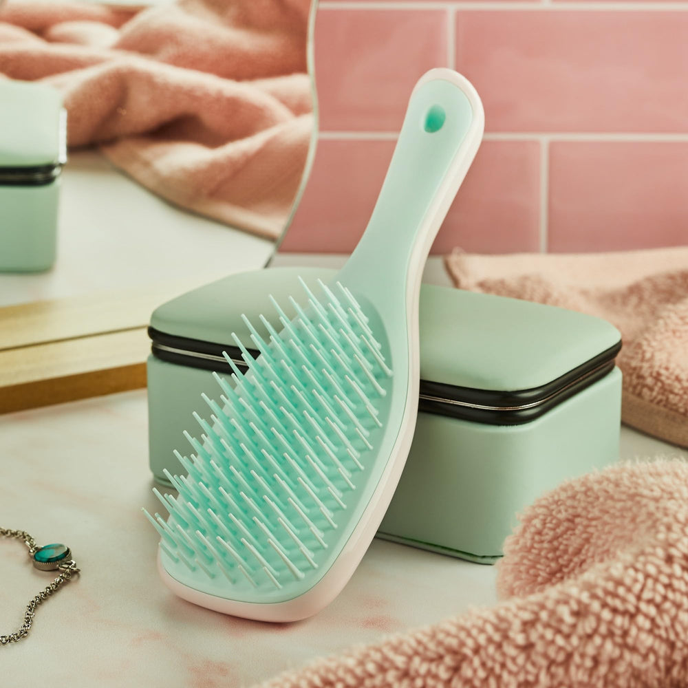 Tangle Teezer: empaque sostenible y nuevo look, sin perder eficacia.