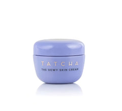 TATCHA crema piel radiante: envase compacto para uso diario y hidratación.