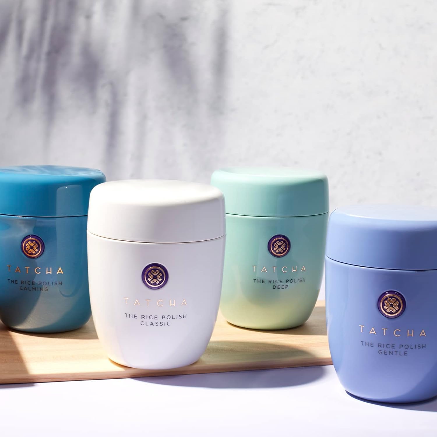 TATCHA Exfoliante Suave de Arroz: uso diario para textura uniforme y aspecto luminoso.