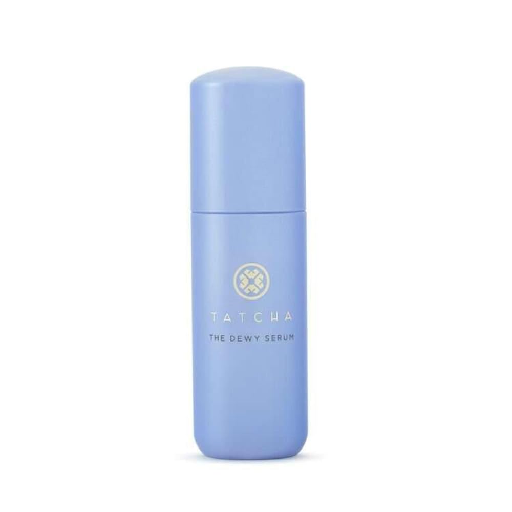 Sérum hydratant Tatcha dans une bouteille élégante pour hydratation durable.
