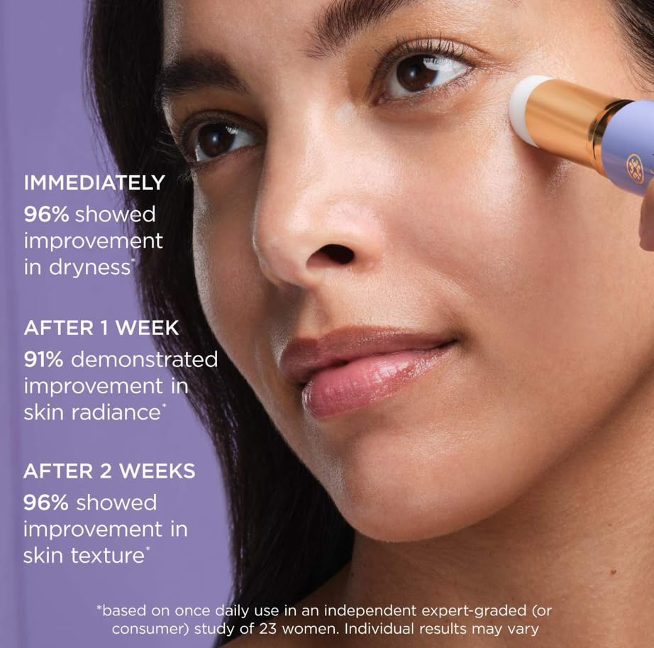 Tatcha The Serum Stick crea un cushion luminoso para maquillaje natural.