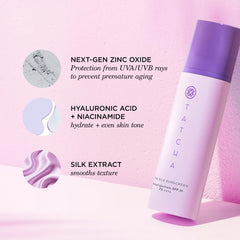 TATCHA The Silk Sunscreen : application sur le visage pour un fini naturel.
