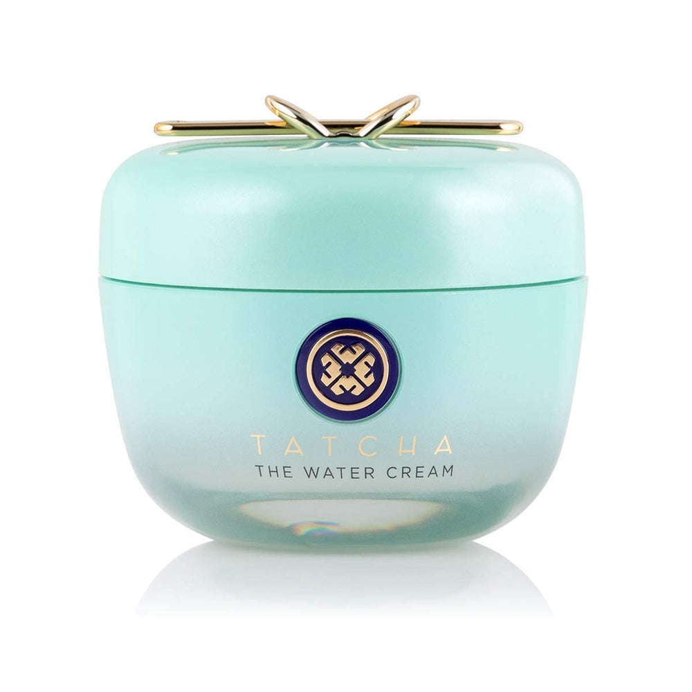 TATCHA The Water Cream montrant la bouteille et une hydratation légère pour peau fraîche.