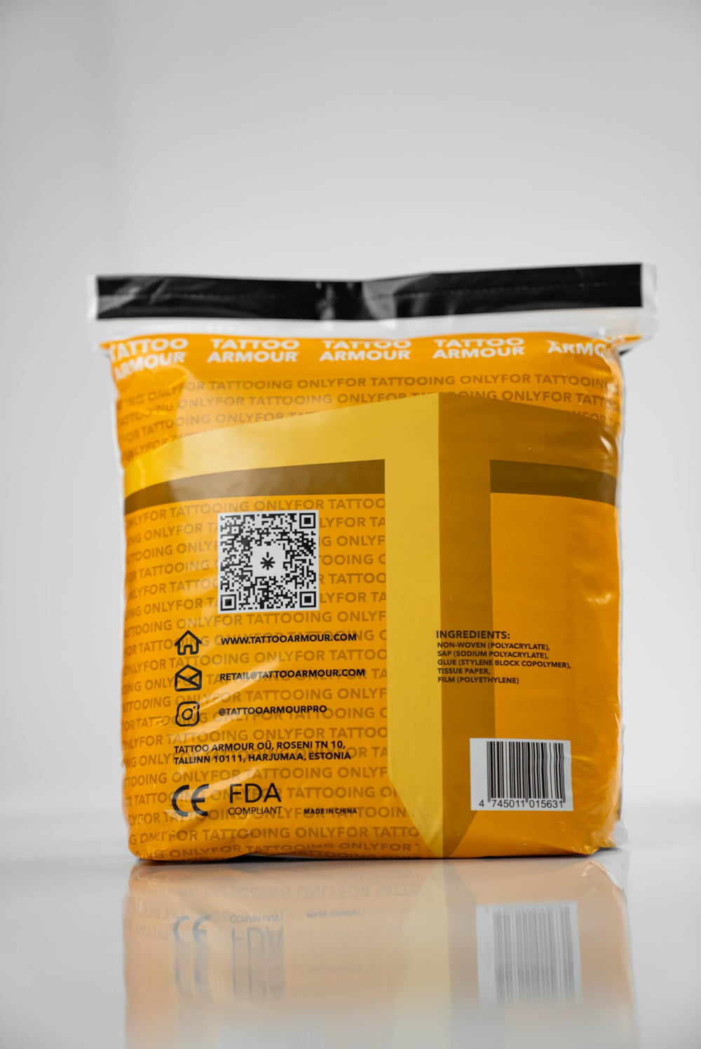 Tattoo Armour: hoja grande en primer plano para curación cómoda.