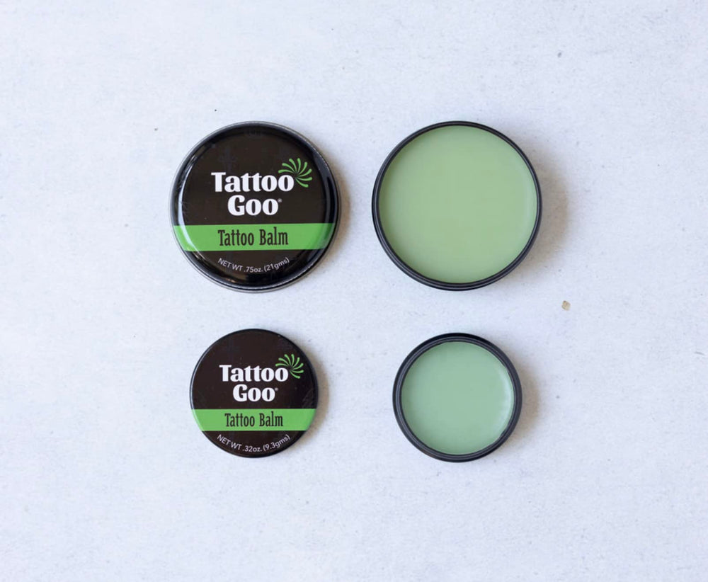 Piel hidratada y suave gracias a Tattoo Goo durante el cuidado diario.