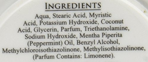 Taylor of Old Bond Street crema de afeitar mentolada, textura sedosa para un afeitado cómodo.