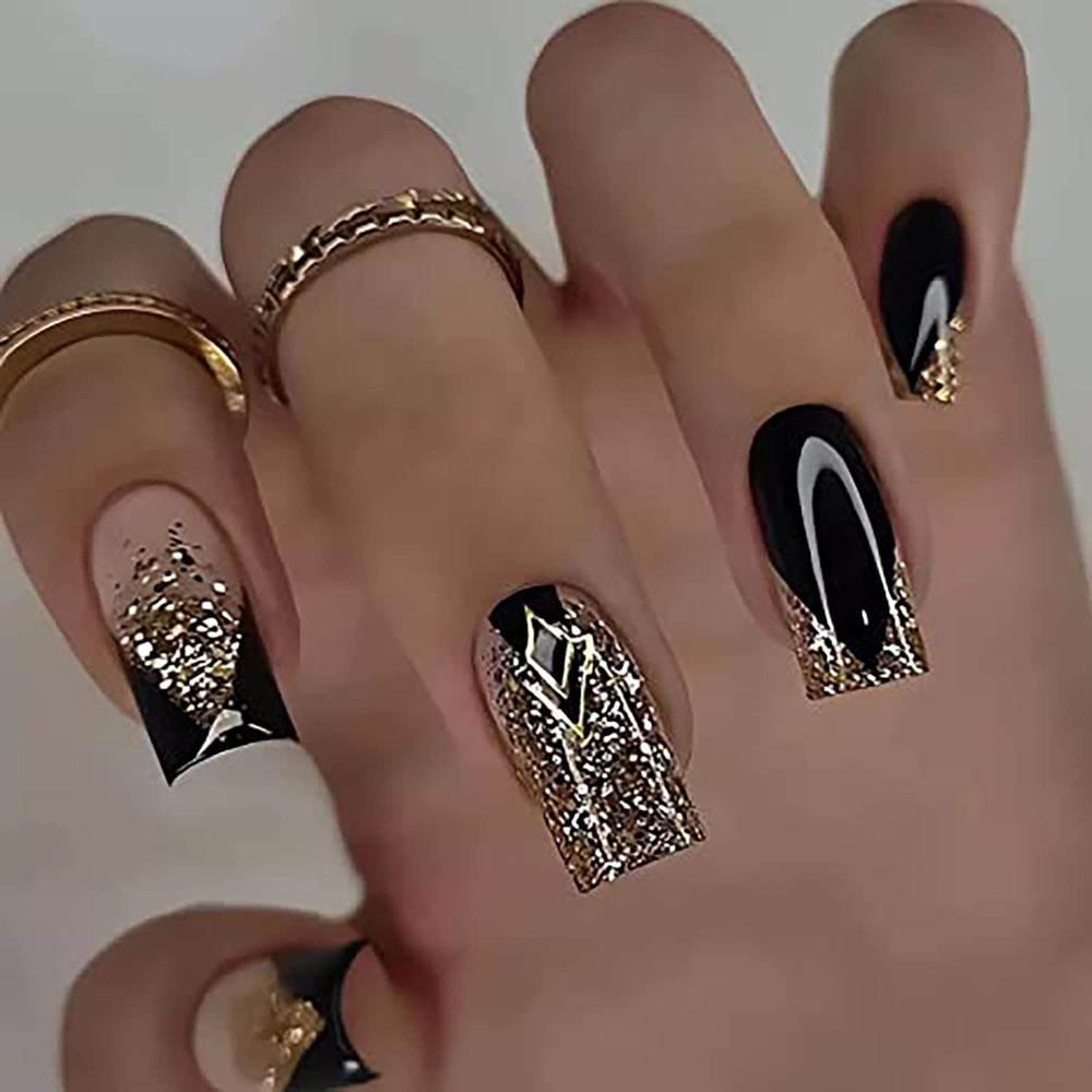 Unas falsas TBRZTR con diseño francés cuadrado y brillo para looks elegantes.