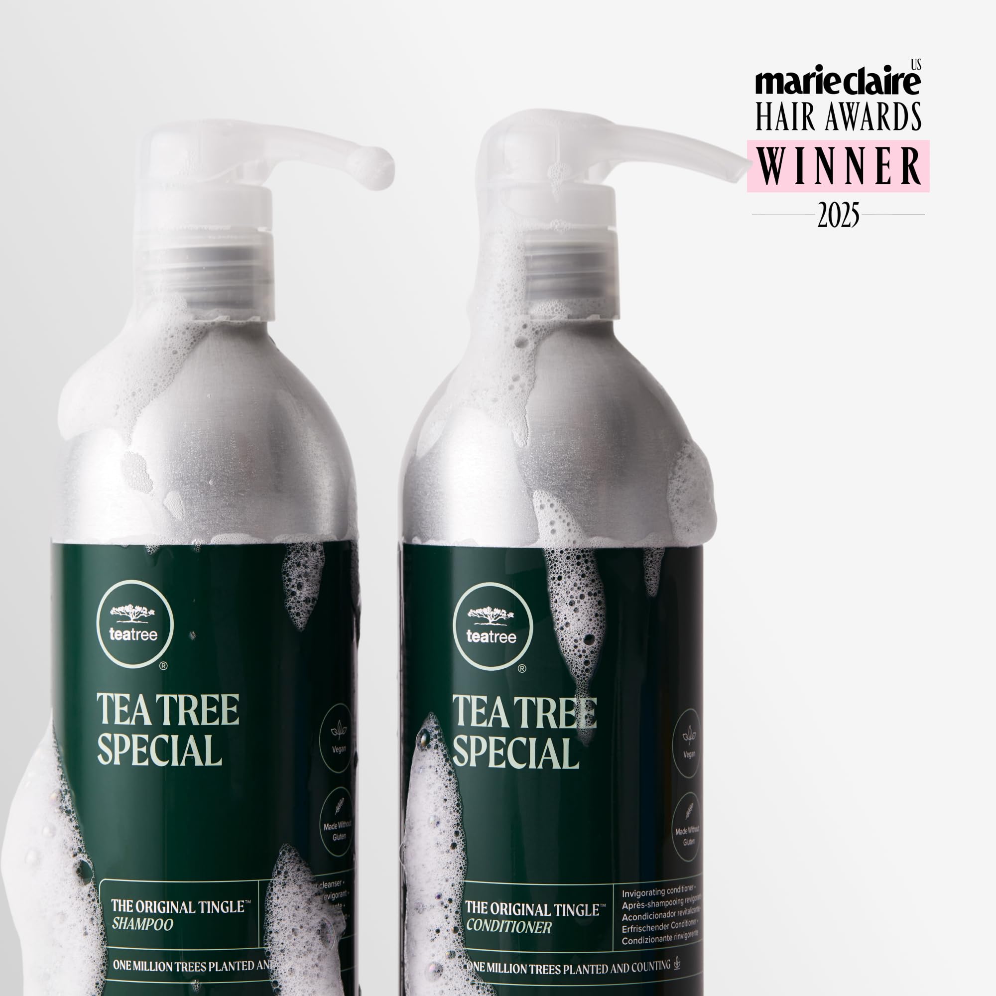 Tea Tree Special en botella de aluminio suaviza y mejora la manejabilidad del cabello.