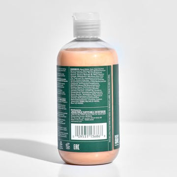 Tea Tree Special Color Conditioner uso diario, ligero y fácil de enjuagar.