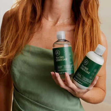 Tea Tree Acondicionador Engrosante, escena de uso diario para cabello fino