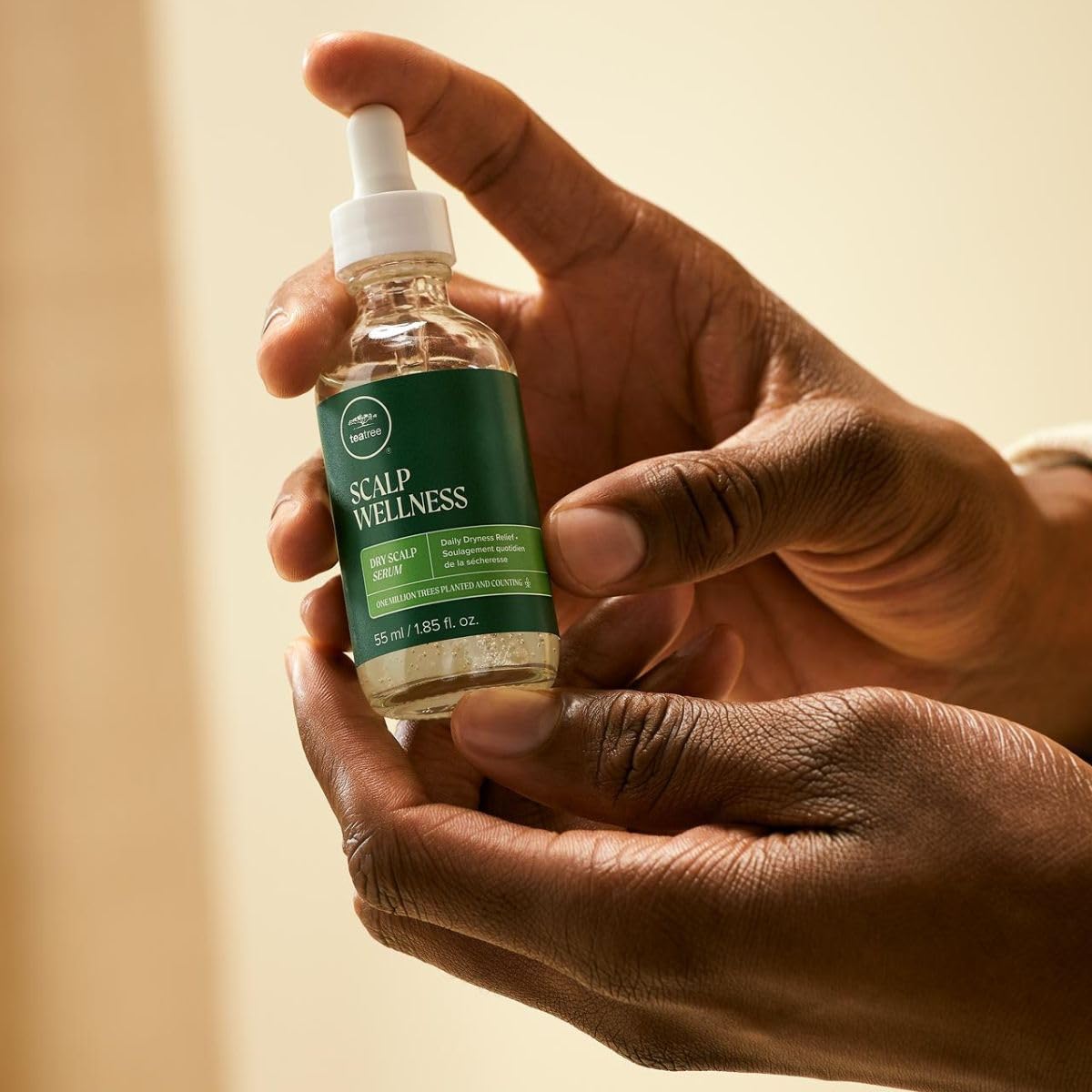 Tea Tree Serum aplicación diaria: absorción rápida en cuero cabelludo.