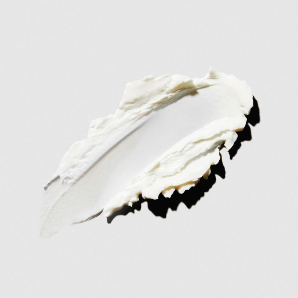 Tea Tree Shaping Cream facilita la definición en estilos cortos.