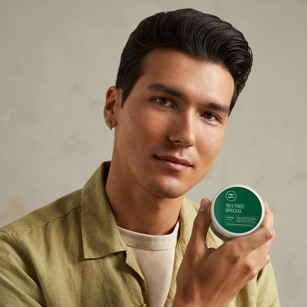 Tea Tree Shaping Cream aroma a menta y cítricos para una sensación fresca.