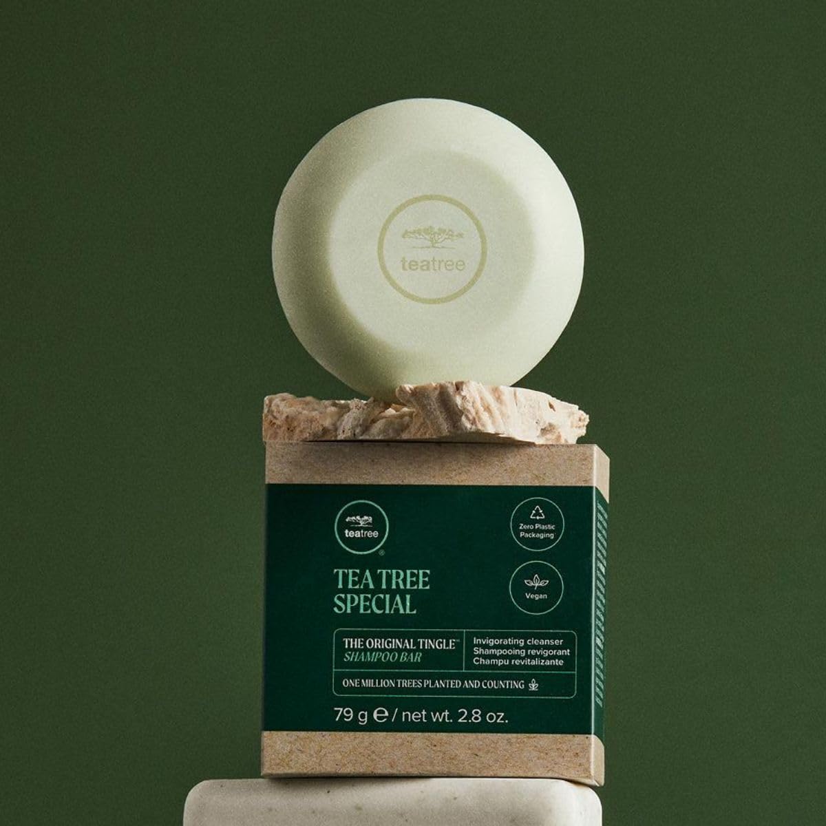 Tea Tree Special Shampoo Bar, convient à tous types de cheveux avec fraîcheur revitalisante.