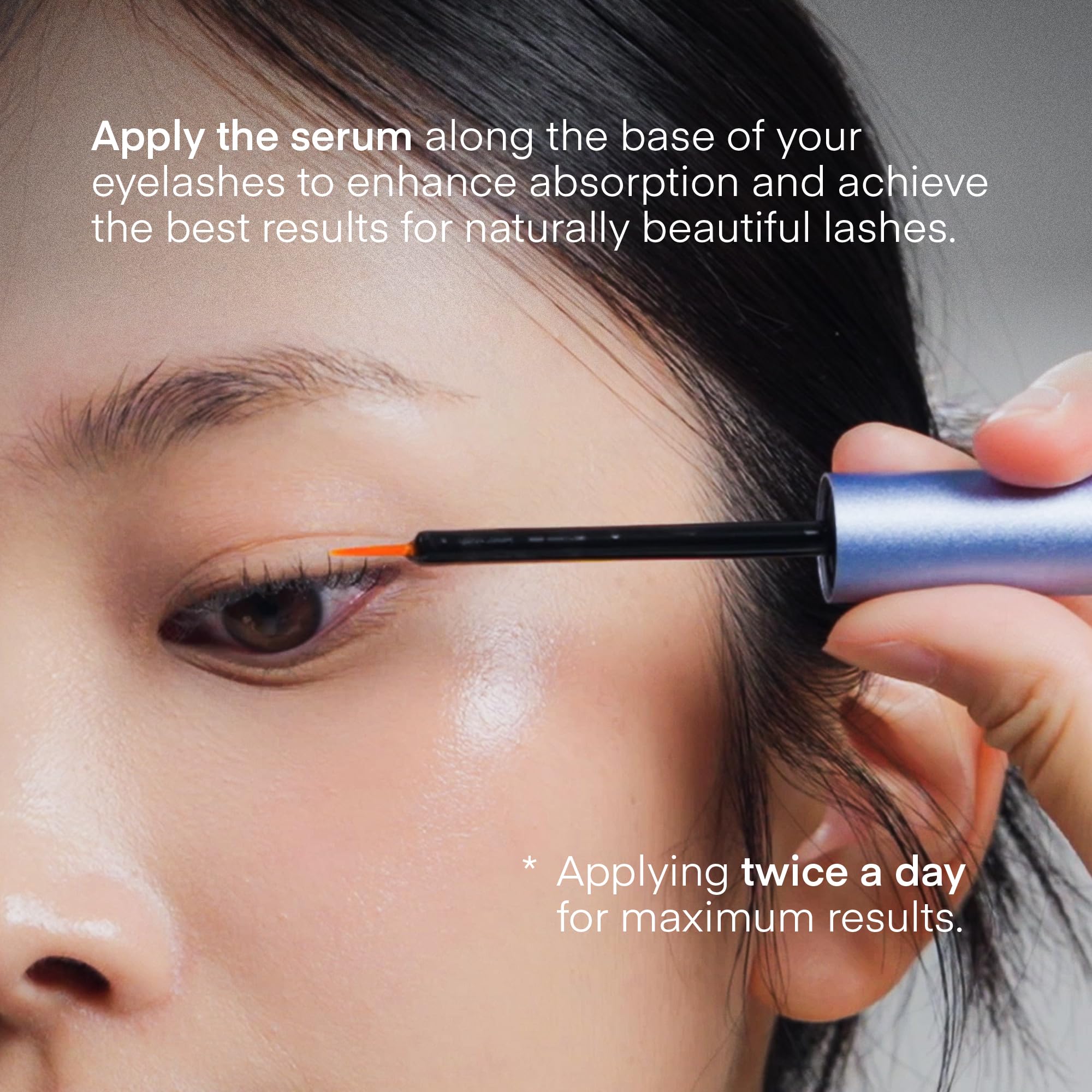 Terez & Honor Sérum sourcils applicateur pour dessiner les sourcils.