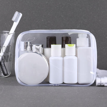 Tergy bolso cosmético con cremallera resistente para organización segura de artículos esenciales.
