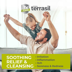 Terrasil Jabón Foliculitis: jabón en mano para limpieza suave diaria.